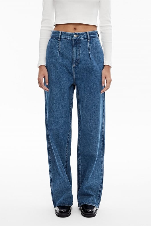 High Rise Pleat Front Jean