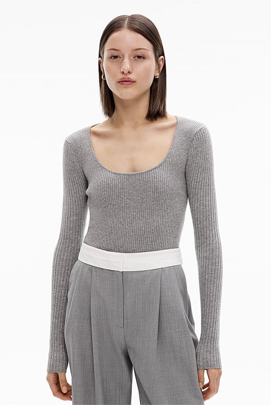 Scoop Neck Long Sleeve Knit