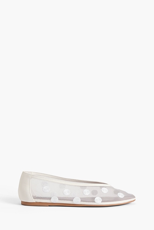 Aria Mesh Flats