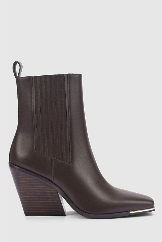 Cyrus Boot
