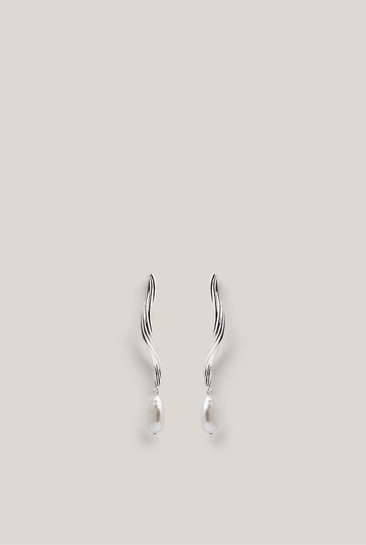 Rumi Pearl Earring