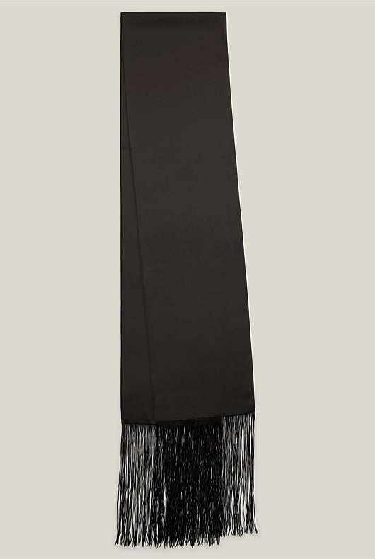 Lee Fringe Scarf