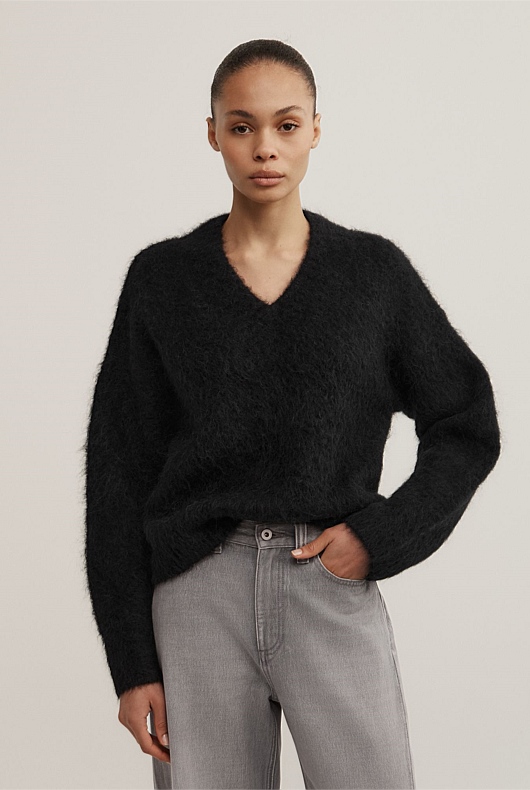 High V-Neck Fluffy Knit