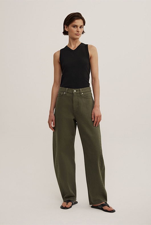 Barrel Leg Jeans