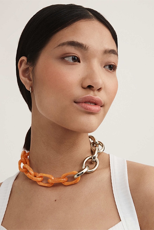 Soft Gold Chain Link Resin Necklace Women's Necklaces Witchery