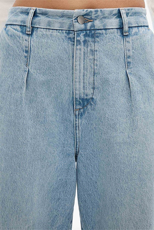 Vintage Wash Denim High Rise Pleat Front Jean Women's Relaxed Leg