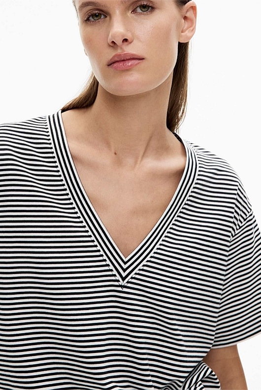 Black Stripe V Neck T-Shirt - Women's Short Sleeve Tops | Witchery