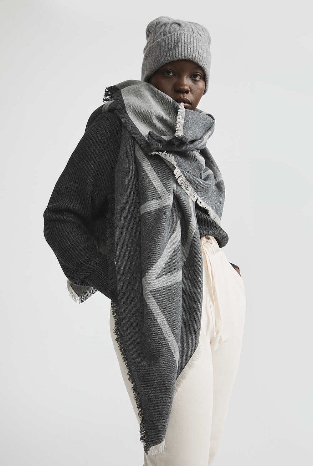 W1970 Monogram Scarf