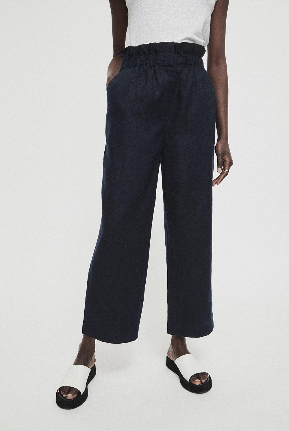 Waist Detail Linen Pant