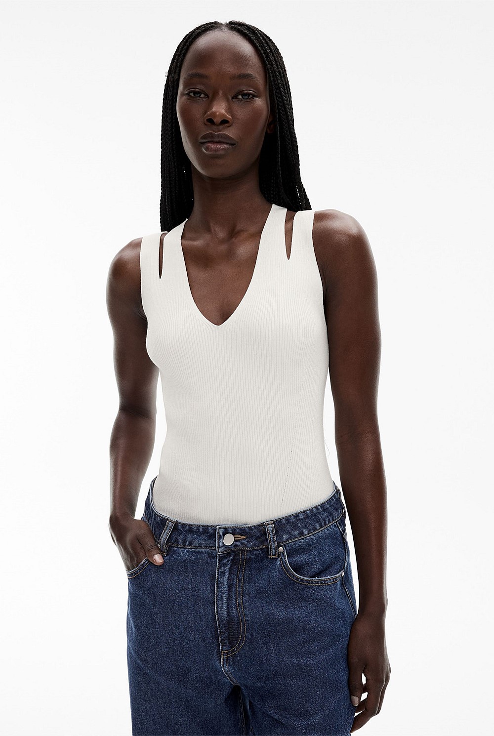 Cut Out Rib Tank