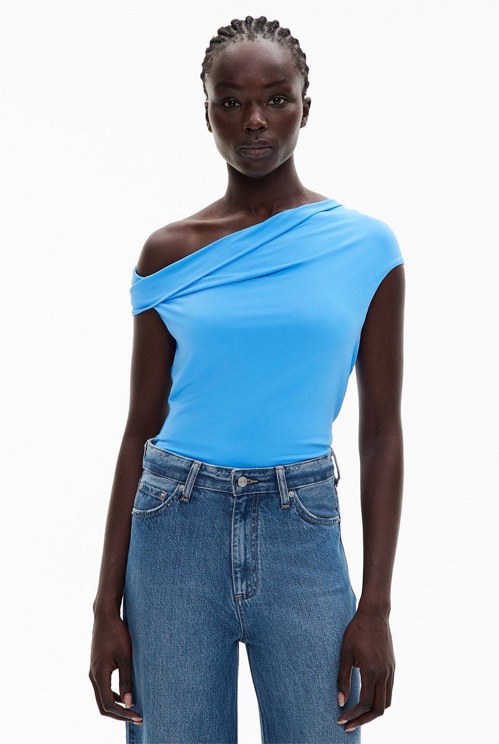 Asymmetric Twist Top