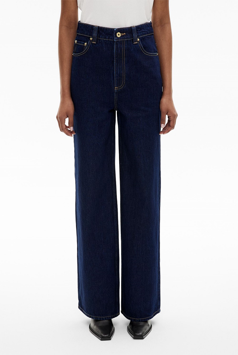 Button Detail Jeans