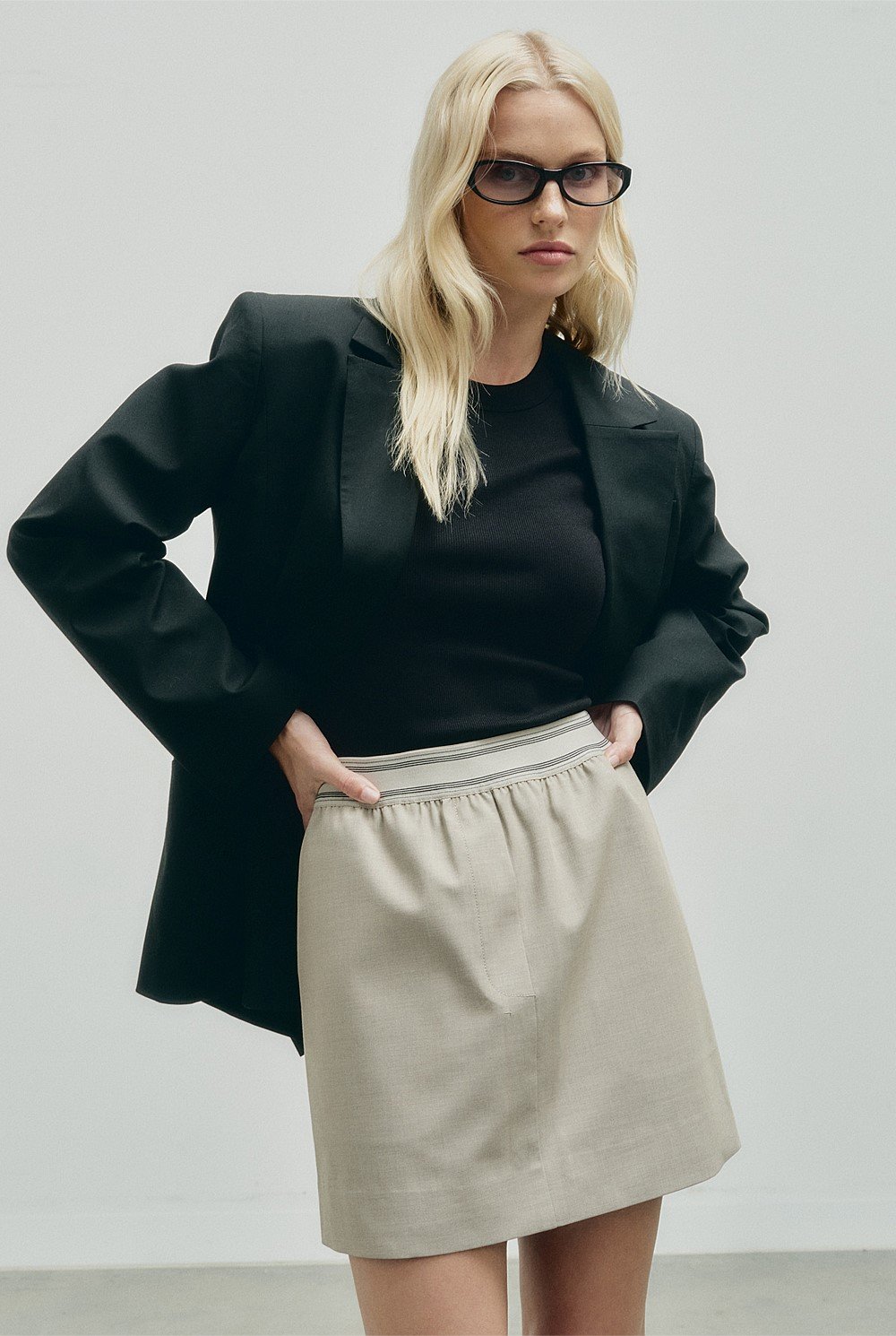 Elastic Detail Mini Skirt