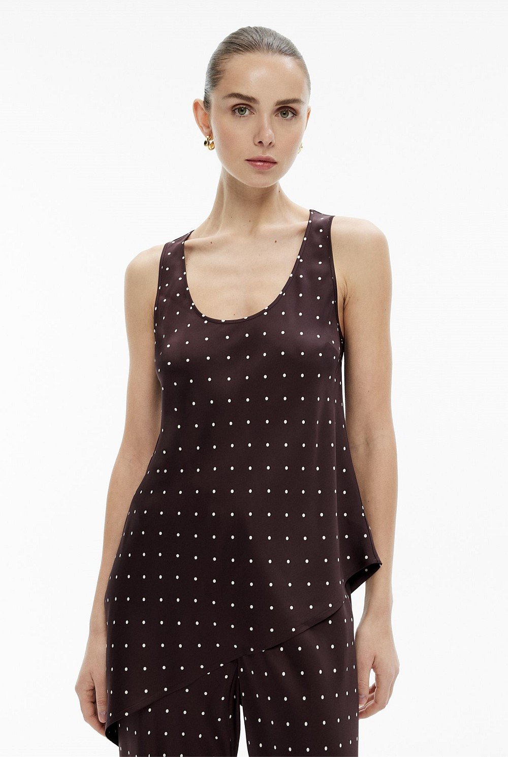 Asym Scoop Tank