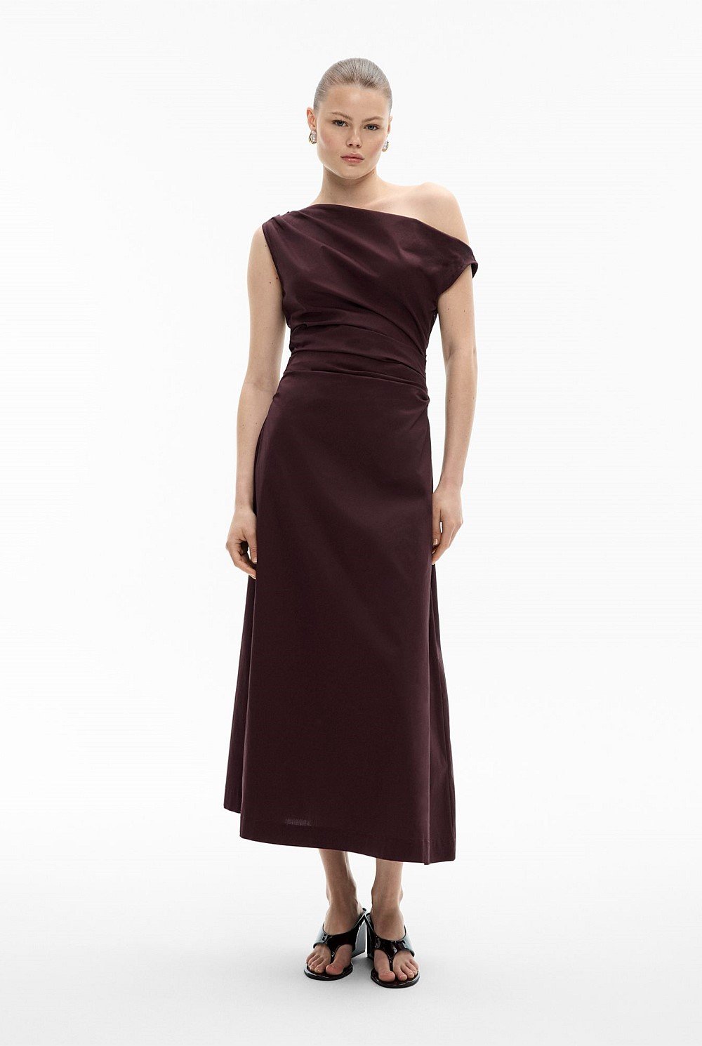 Asymmetric Shoulder Dress