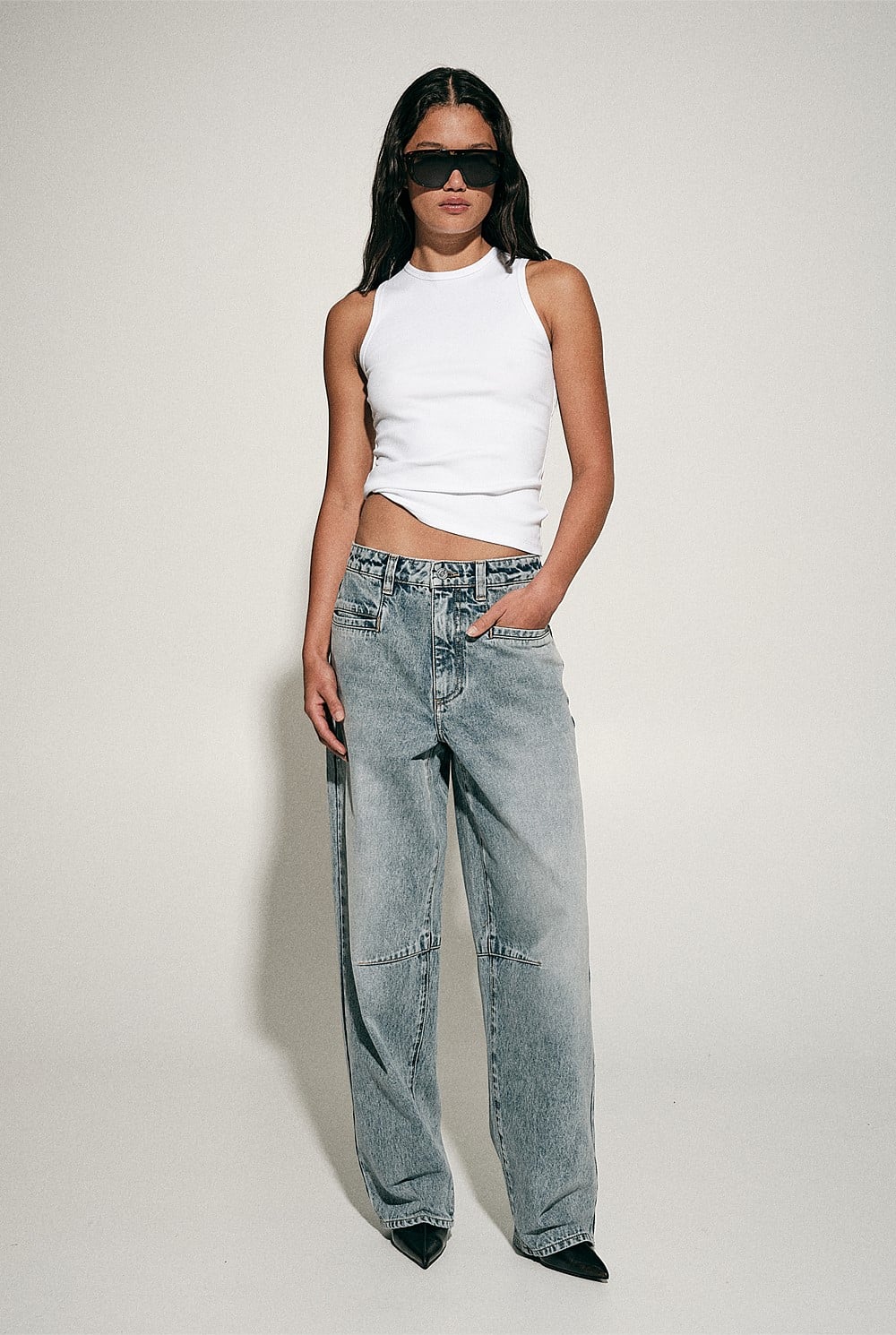 Pocket Detail Barrel Jeans