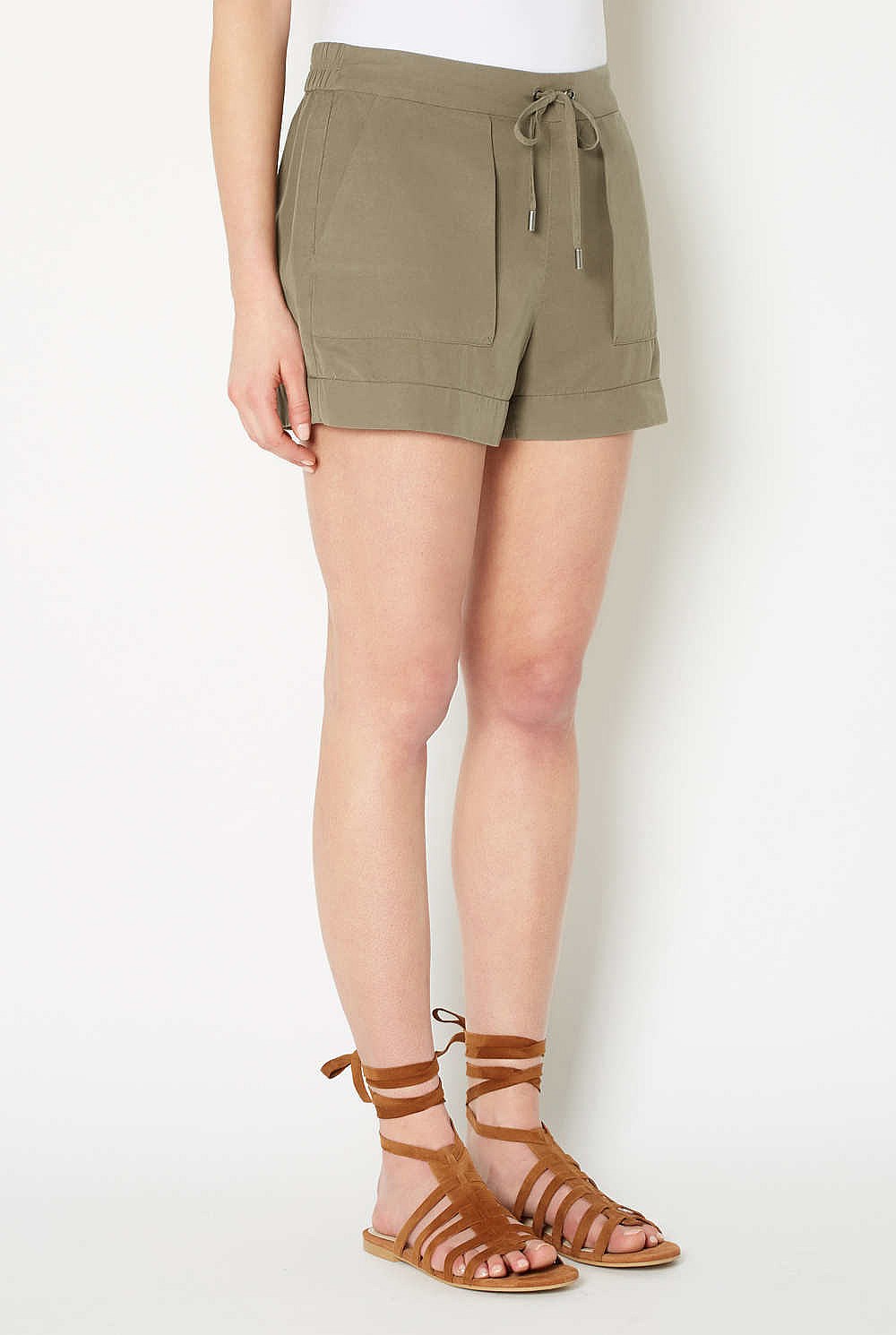 Tuck Pocket Short