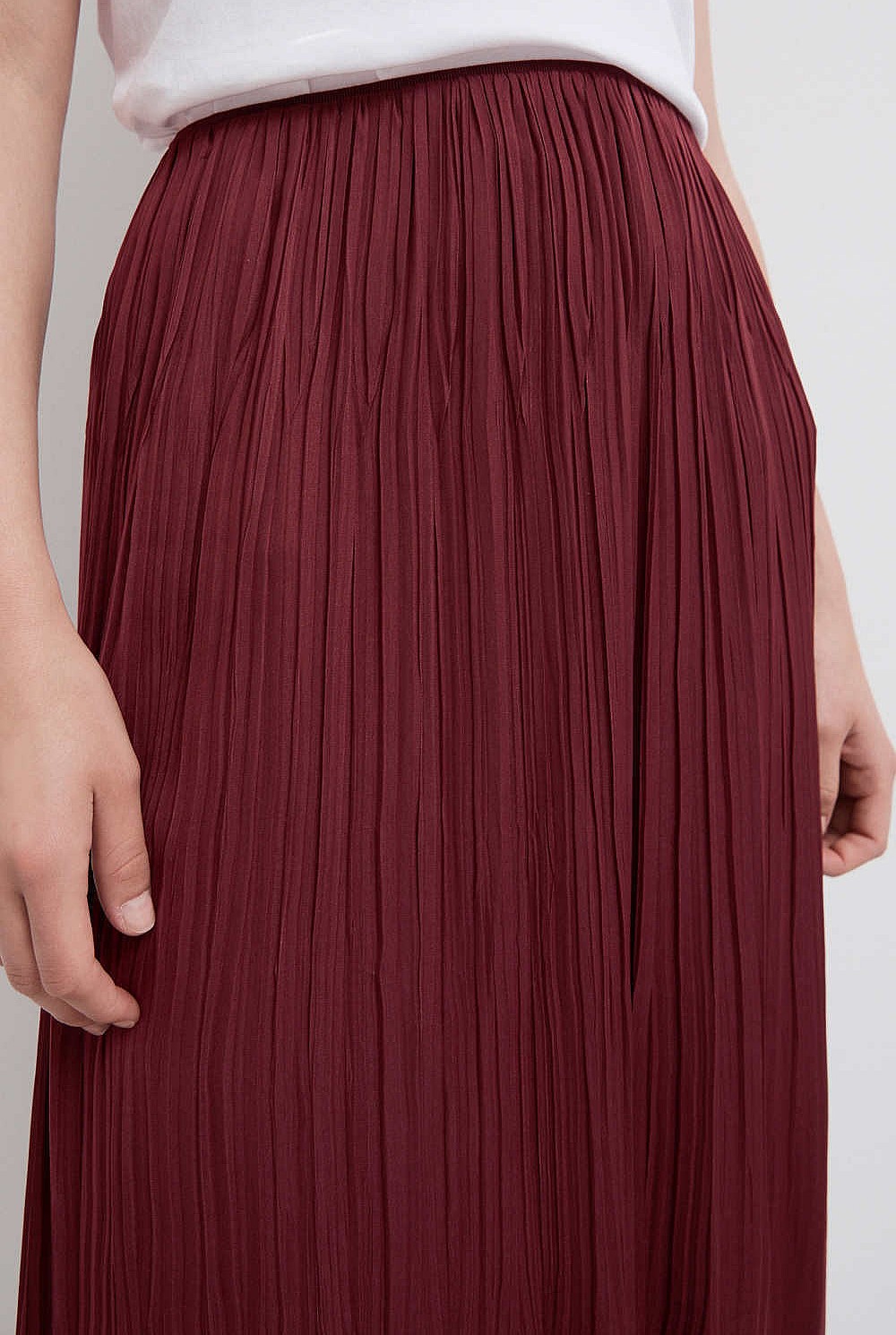 Soft Fine Pleat Skirt