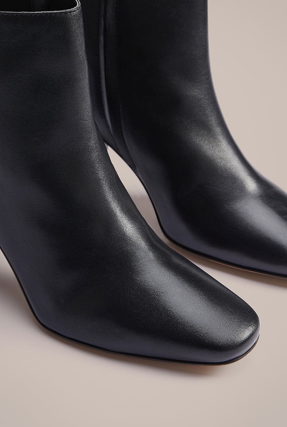 Isla Leather Boot
