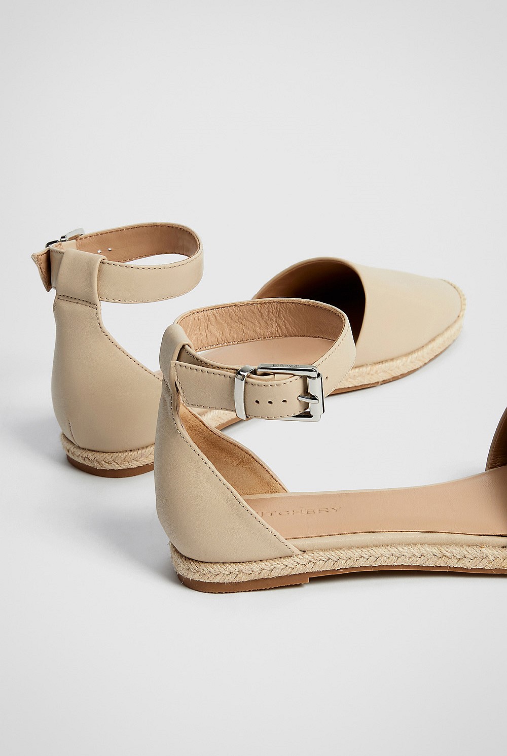 Hart Leather Flat