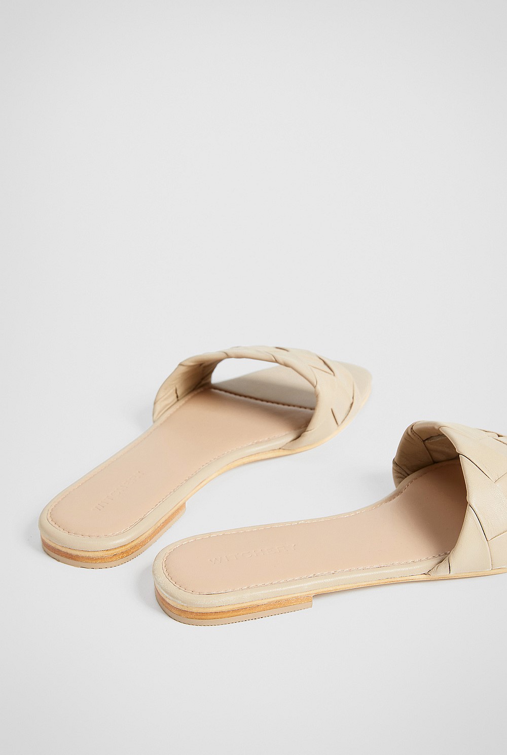 Jaclyn Leather Slide
