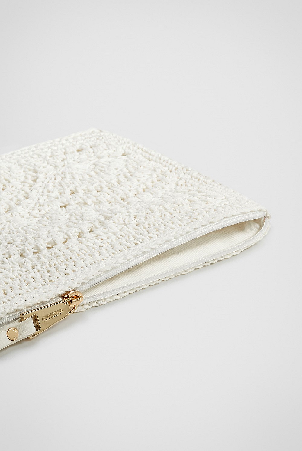 Amina Crochet Pouch