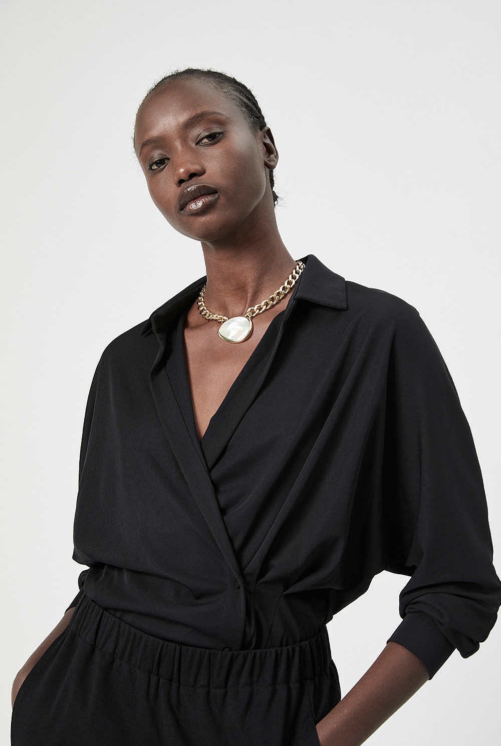 Button Detail Top