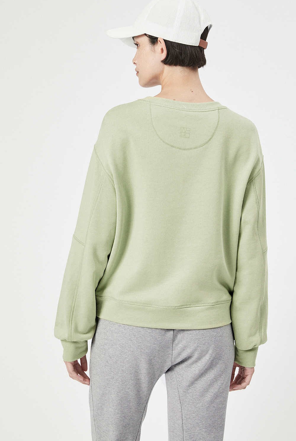 Staple Sweat