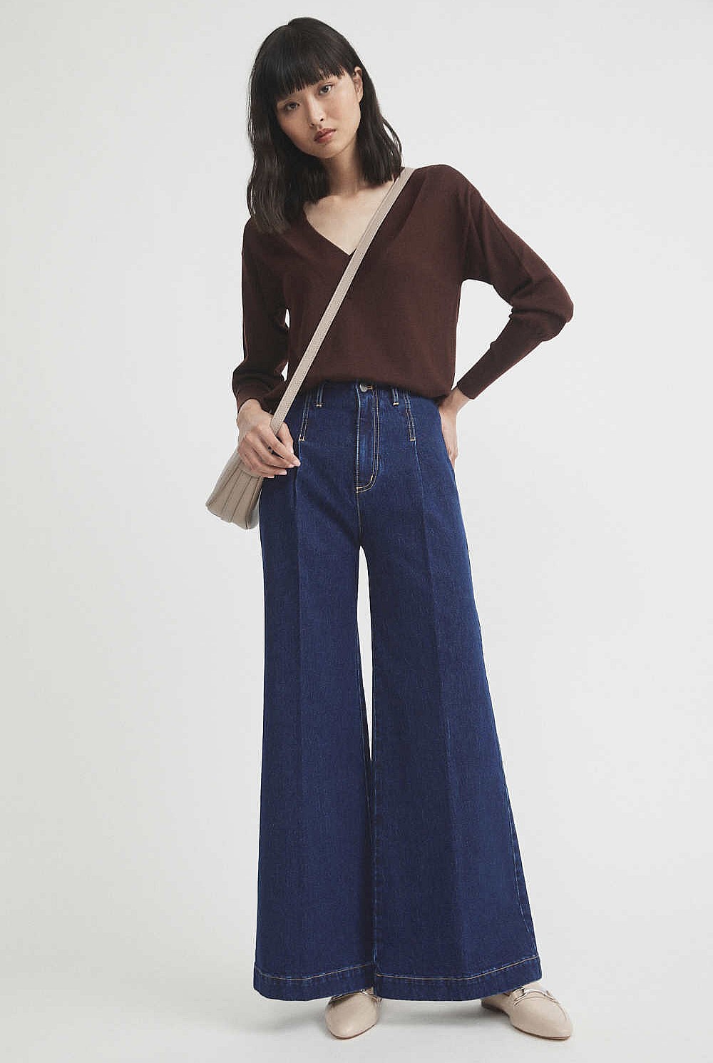 Merino V Neck Knit