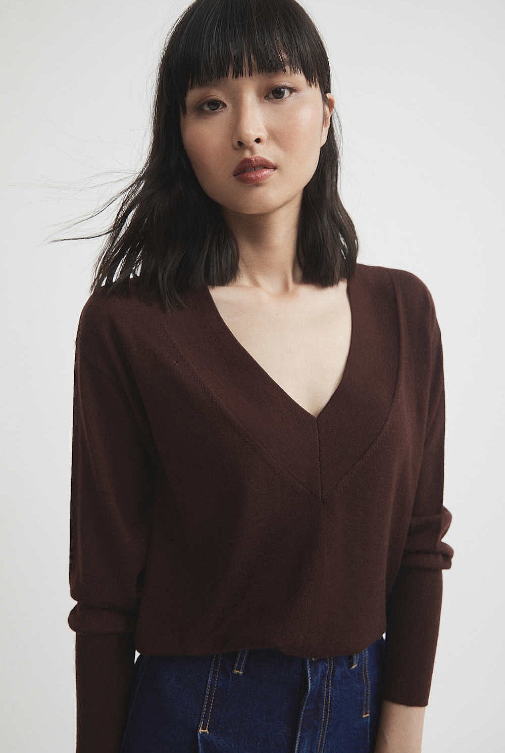 Merino V Neck Knit