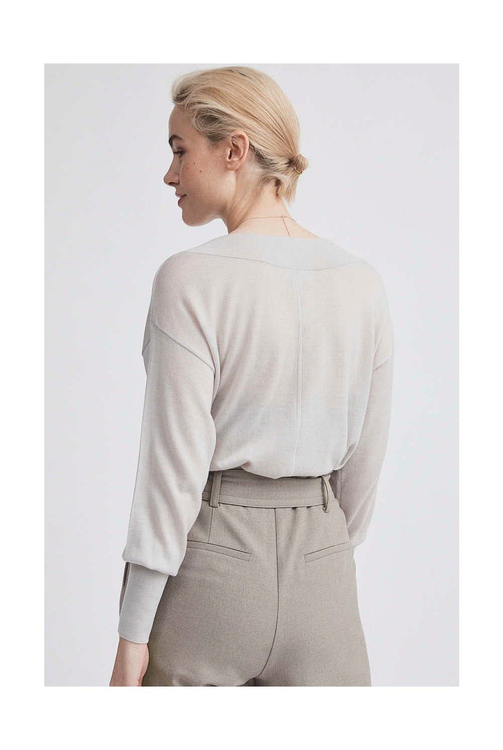 Merino V Neck Knit