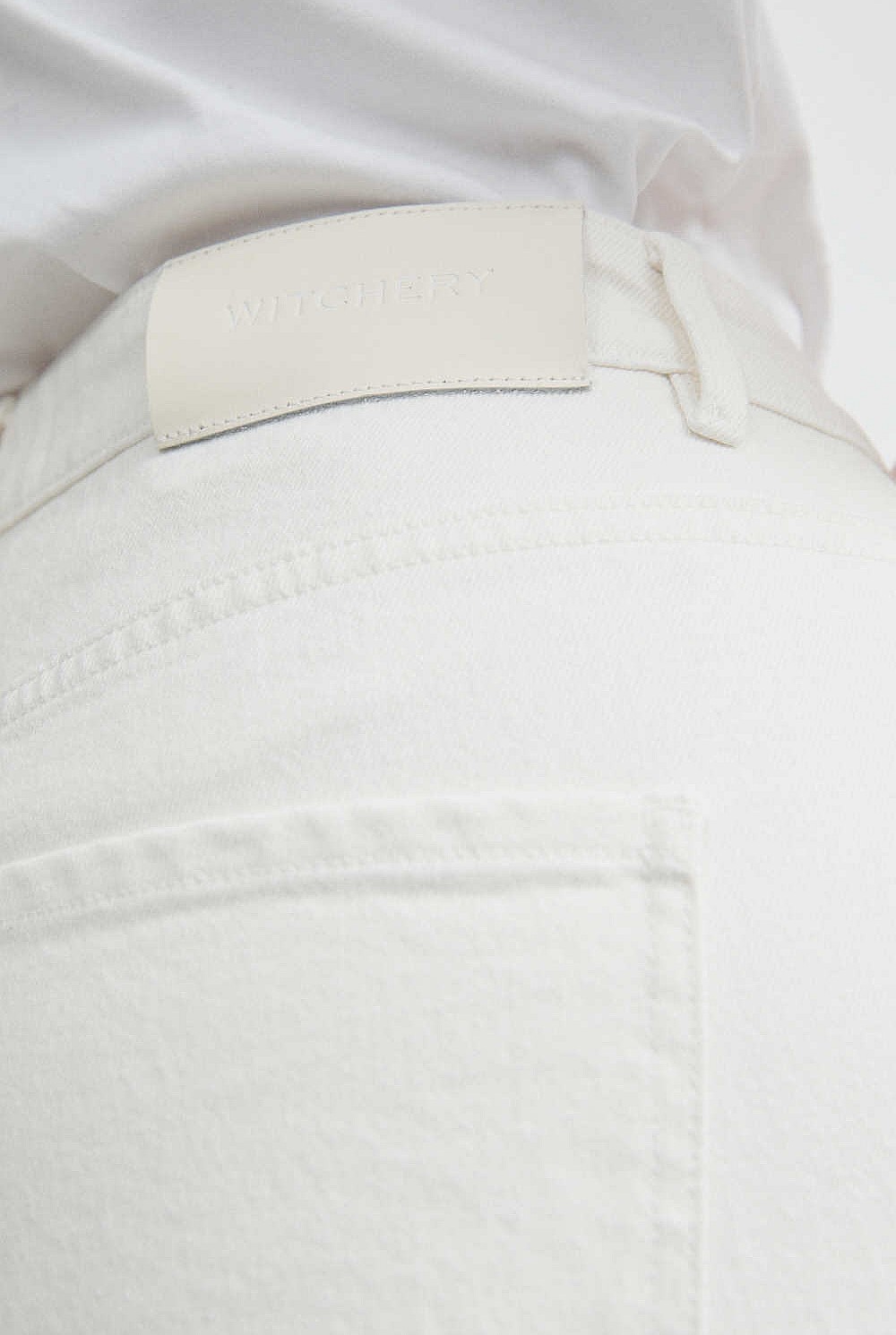 Thea Flare Jean