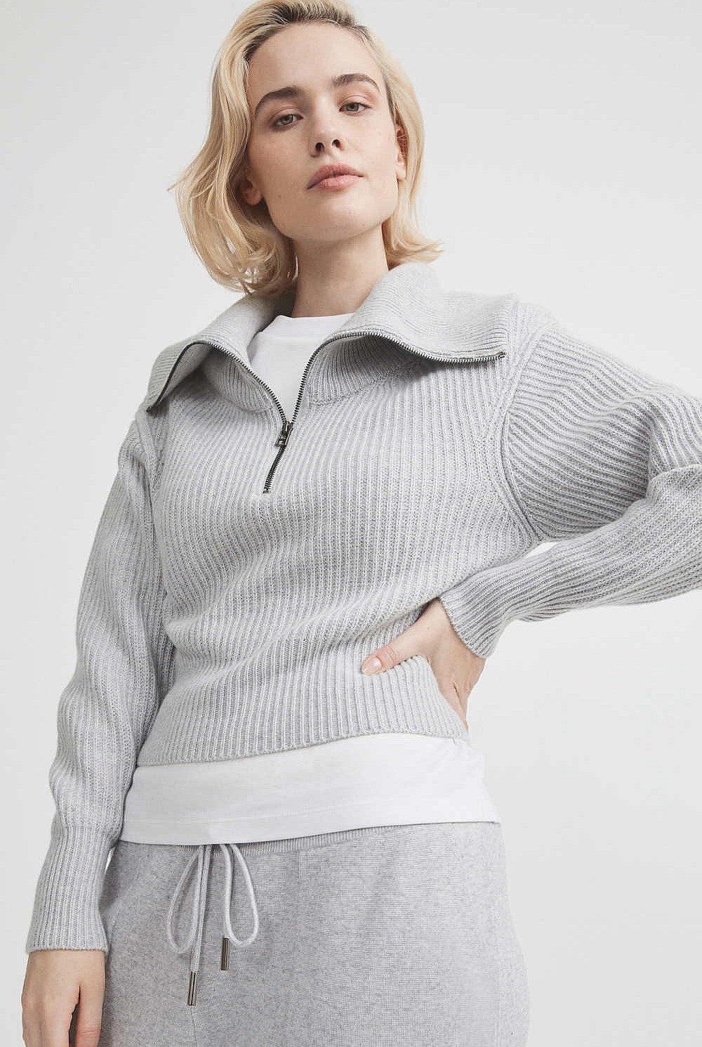 Zip Collar Crop Knit