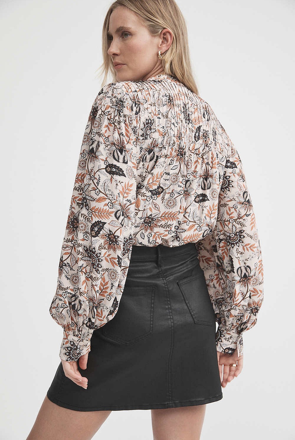 Print Shirred Sleeve Blouse