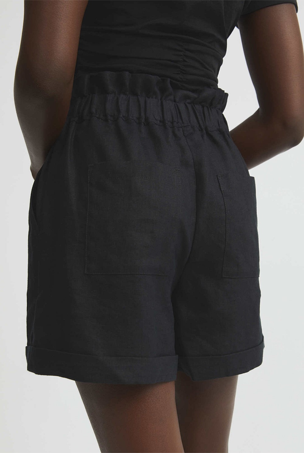 Waist Detail Linen Short