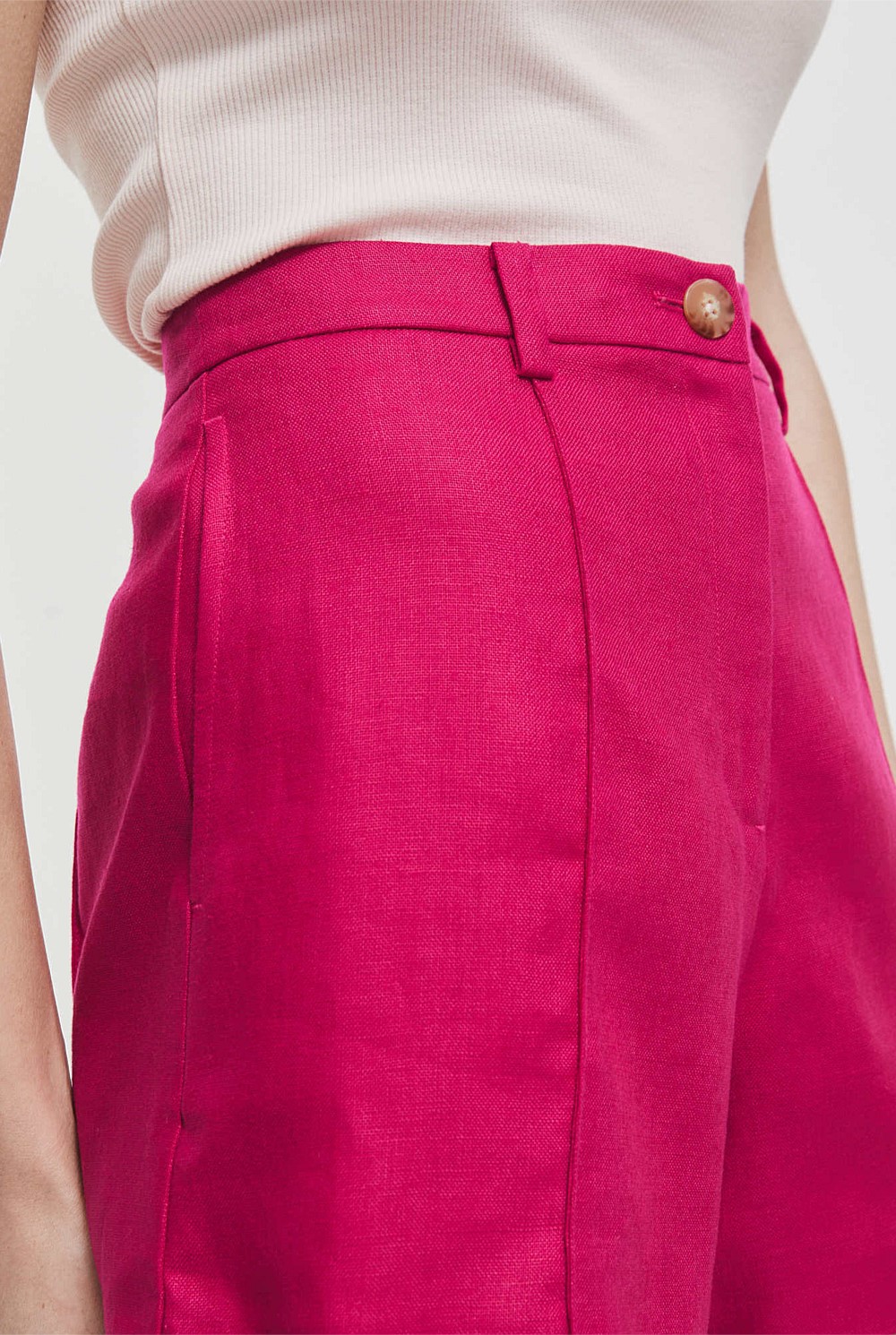Pin Stitch Short