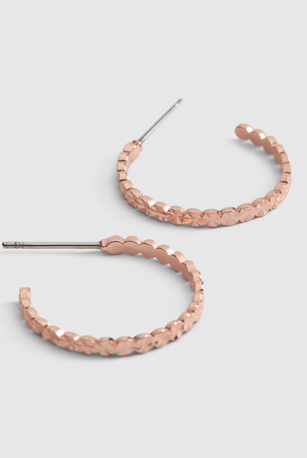 Liza Hoops