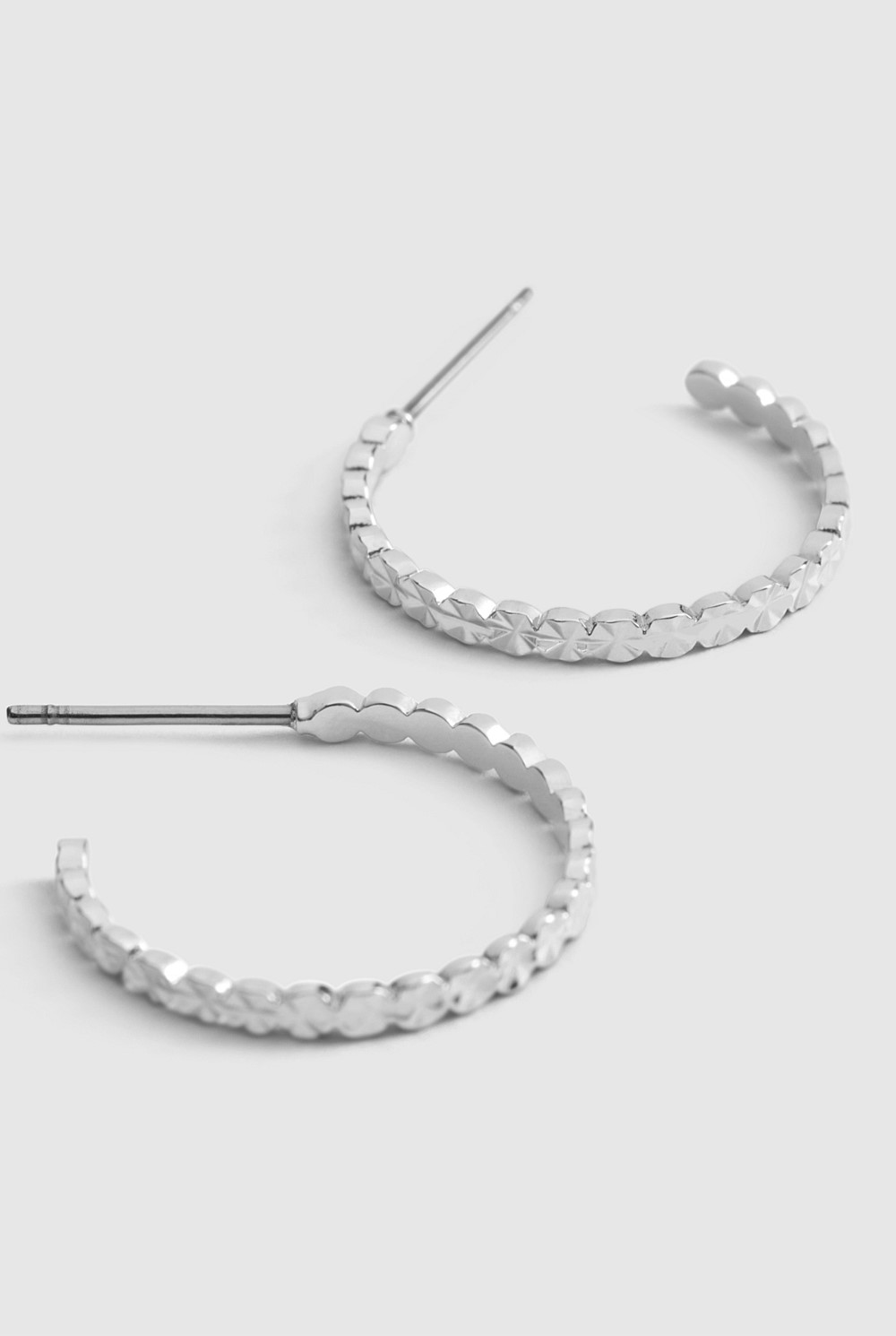 Liza Hoops