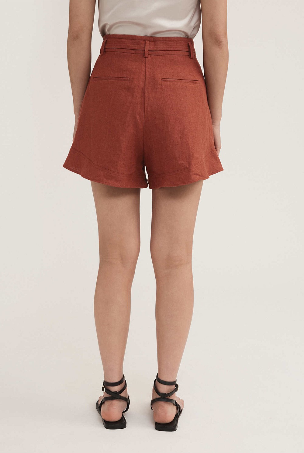 Belt Detail Linen Short