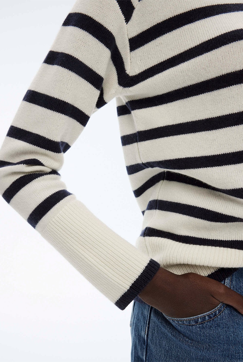 Crew Neck Stripe Knit