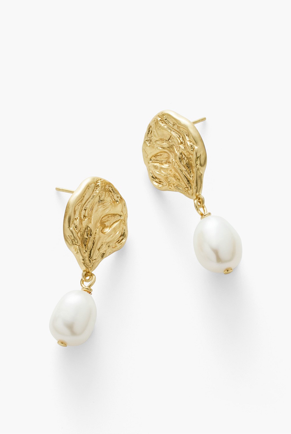 Molten Pearl Drop Earring