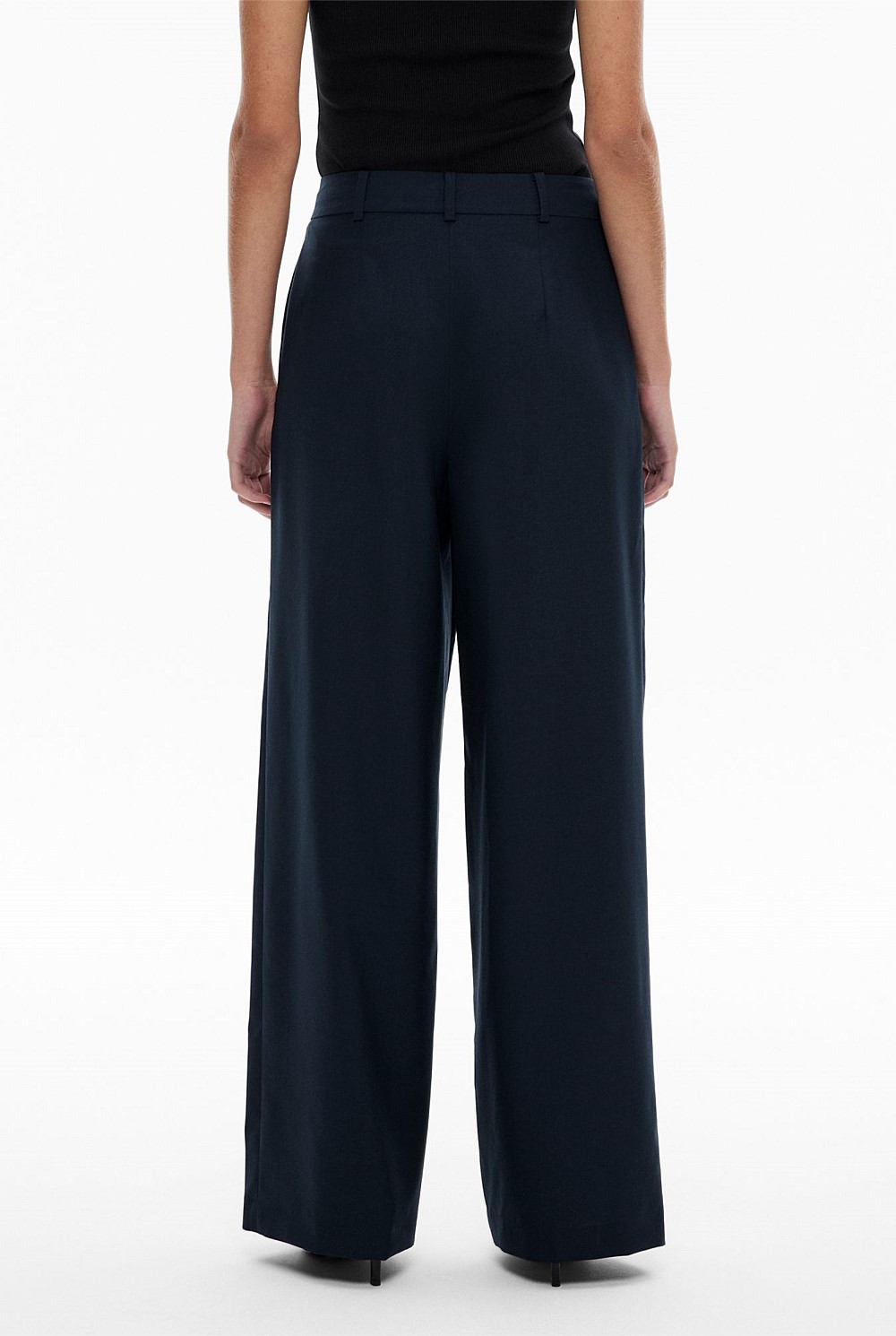 Pleat Detail Pant