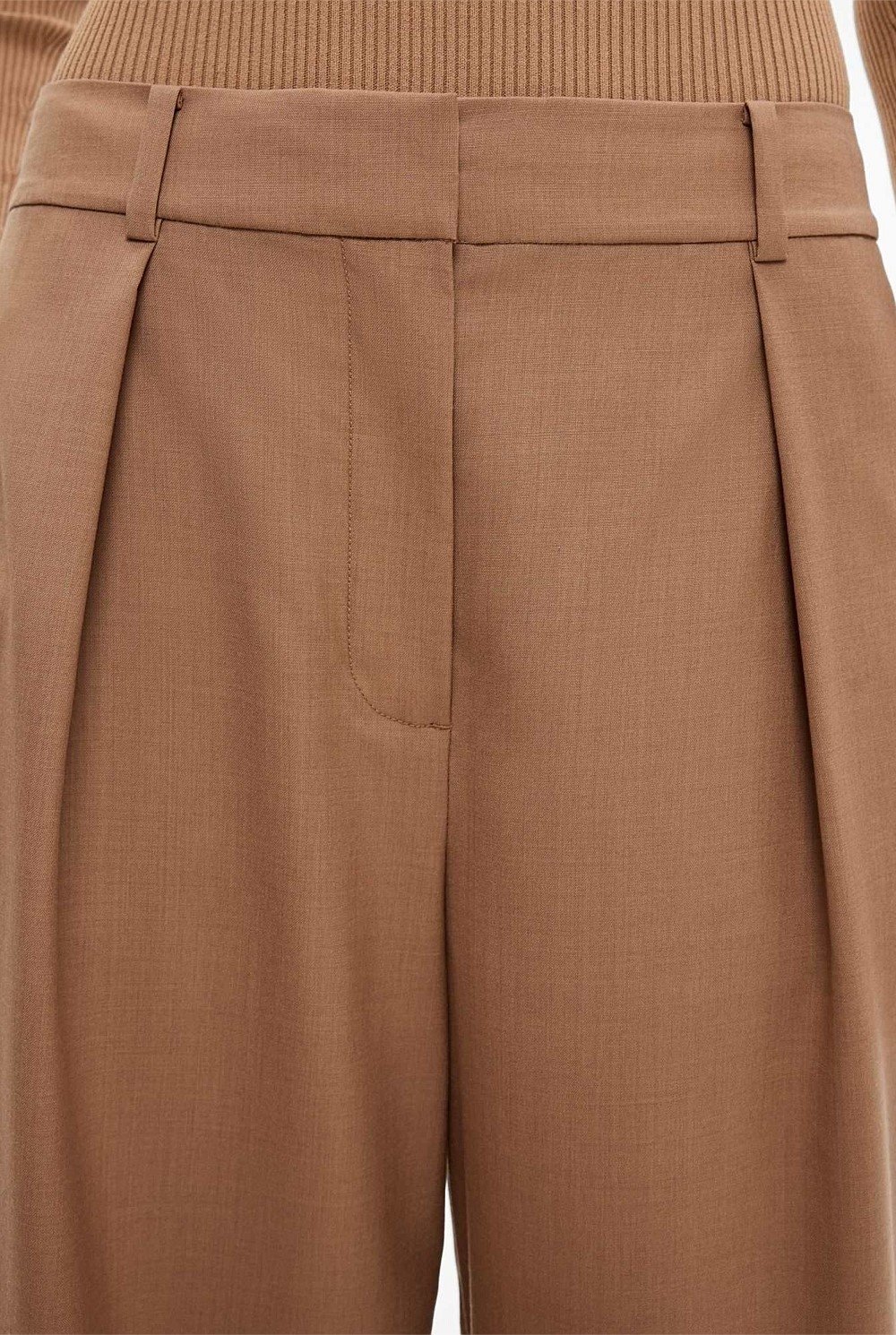 Pleat Detail Pant