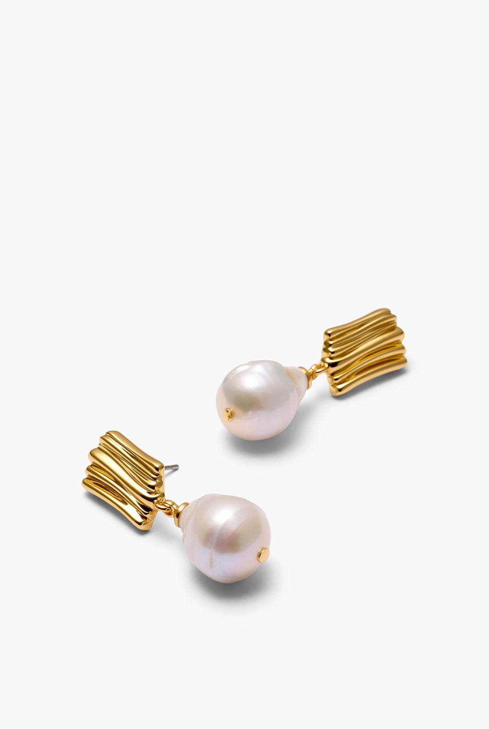 Mindy Pearl Earrings