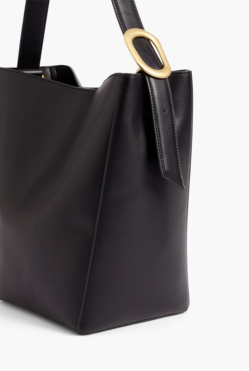 Devon Bucket Bag