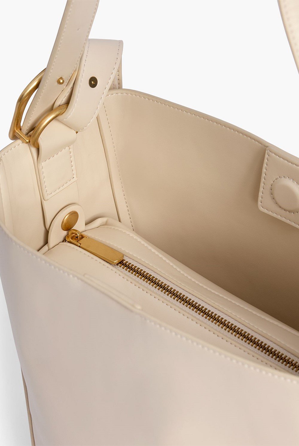 Devon Bucket Bag