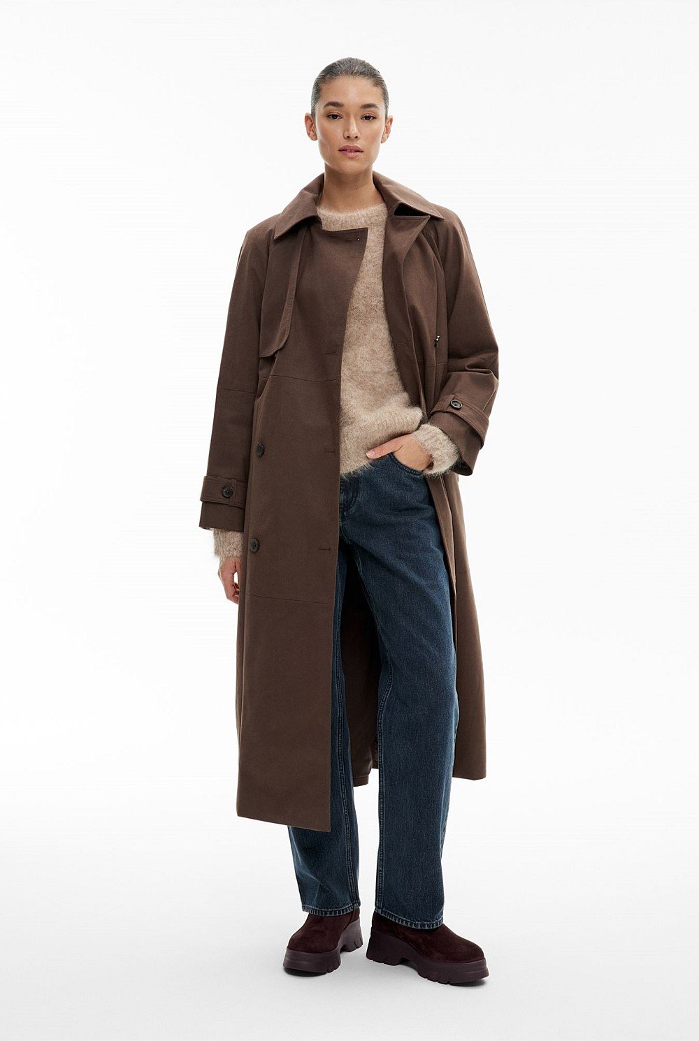 Relaxed Straight Jeans
