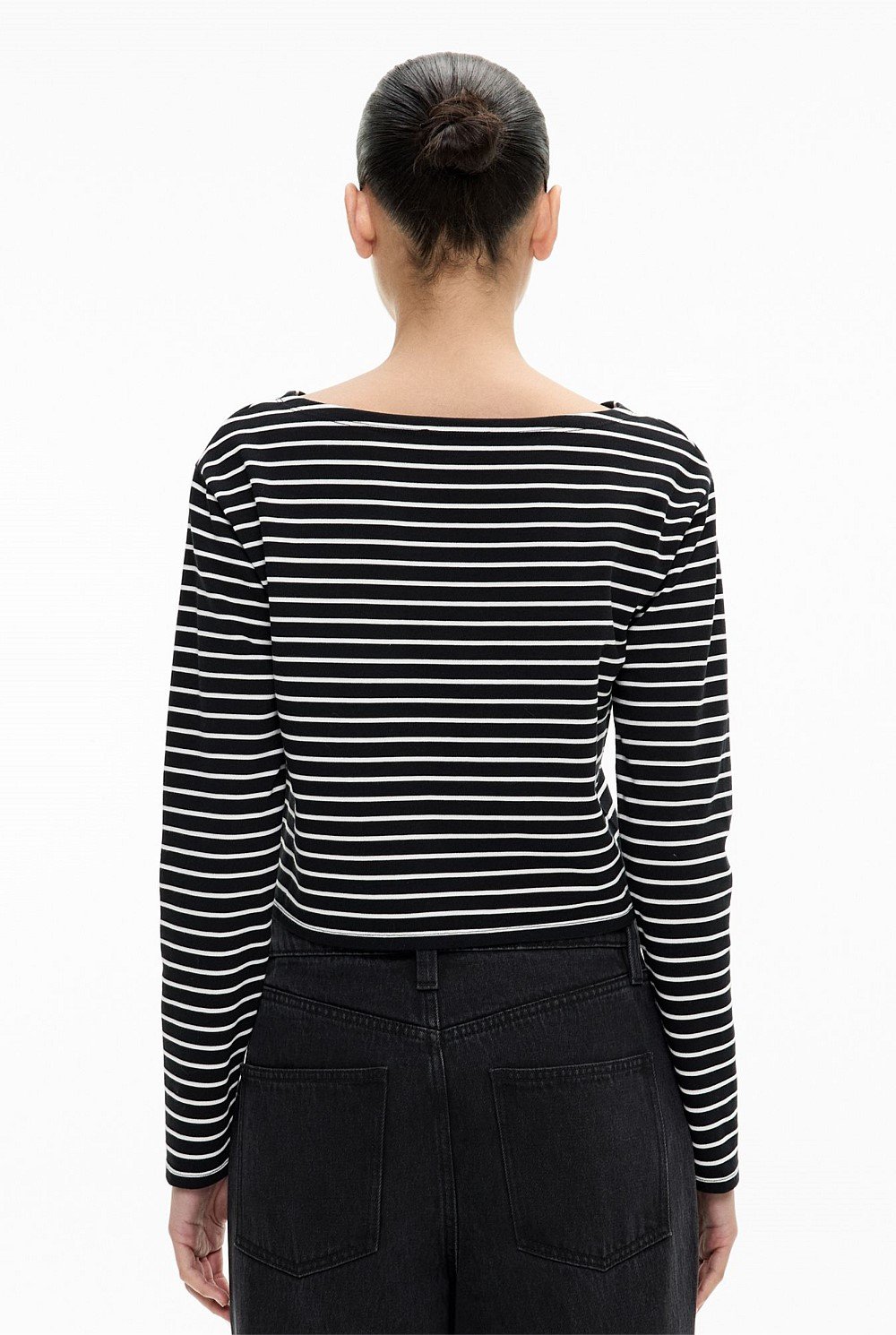 Cropped Long Sleeve Top