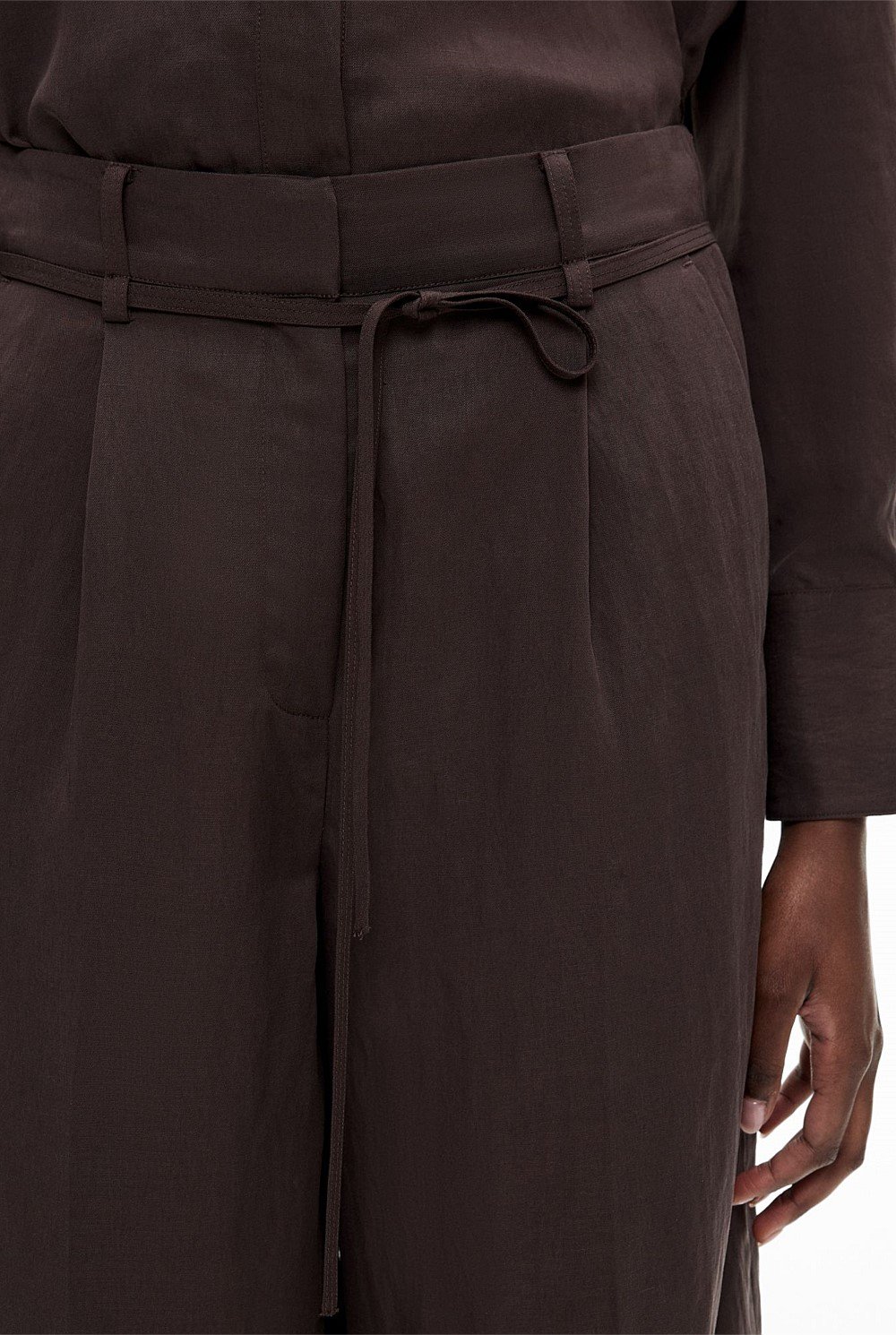 Fine Belt Detail Pants