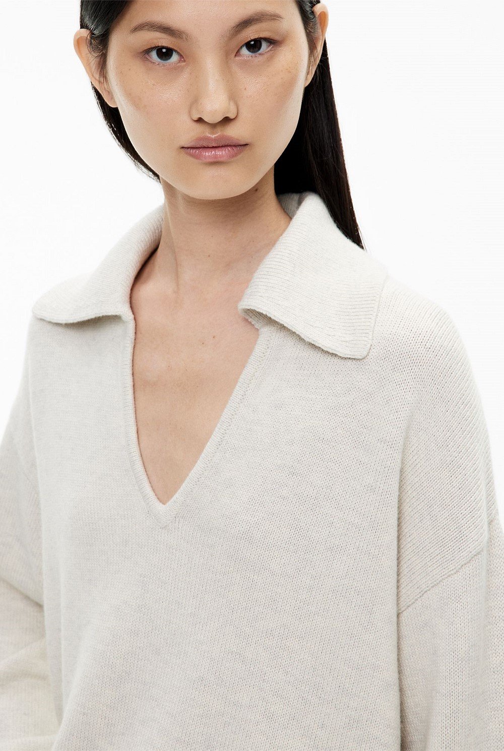 Collared V Neck Knit
